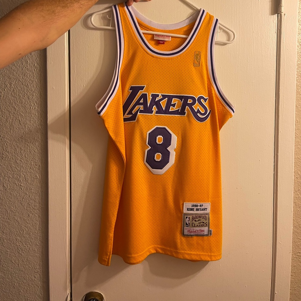 Authentic Kobe Bryant 96-97 Mens Lakers Jersey sz. Small